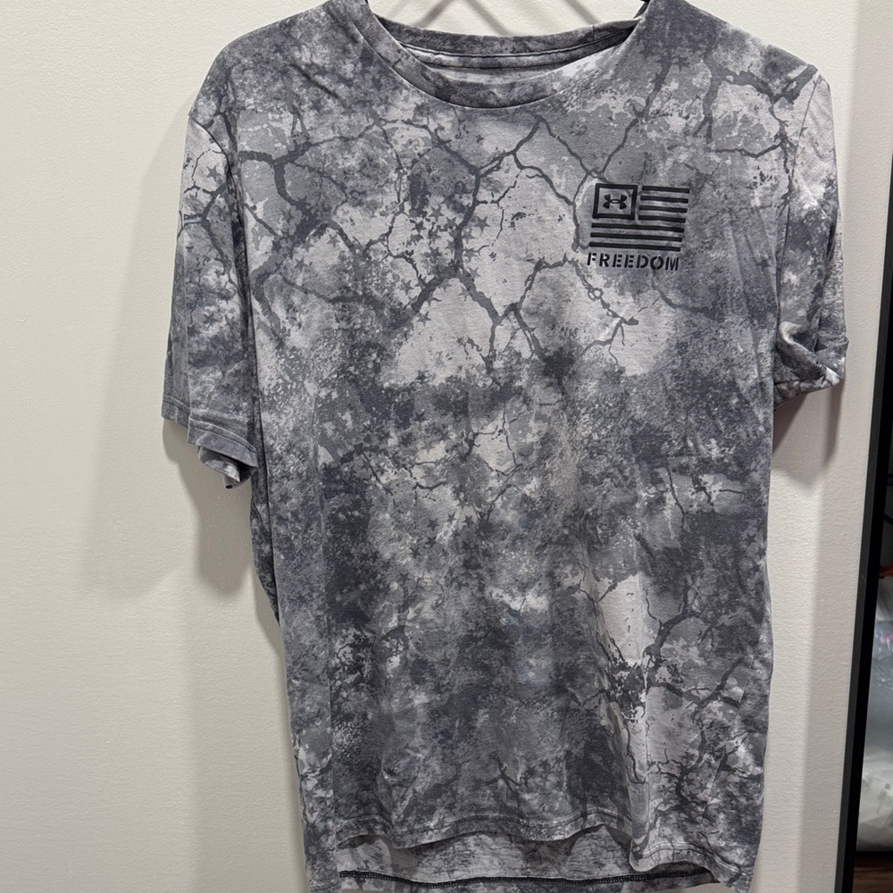 Under Armour Gray Marble Short Sleeve Tee with 'Freedom' Logo